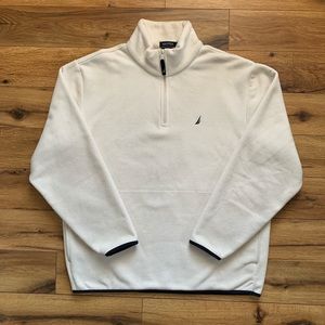 🏁 Nautica turtleneck sweater

#depop
#nautica
#vintage
#depopseller
#sweater